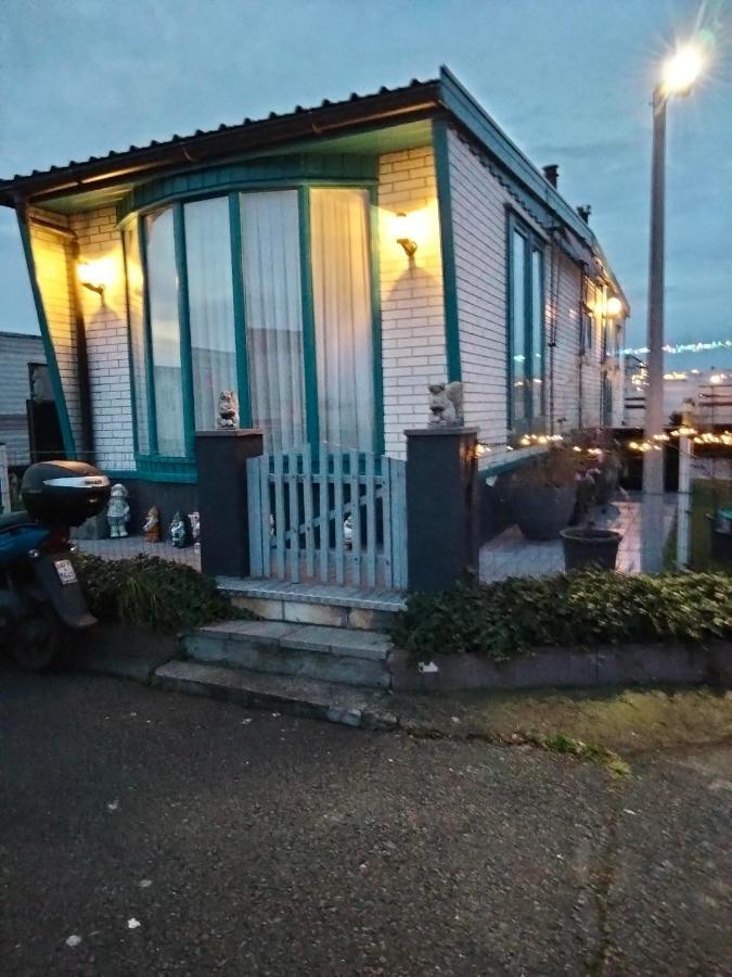 Chalet Aan Zee Hotel De Haan Bagian luar foto